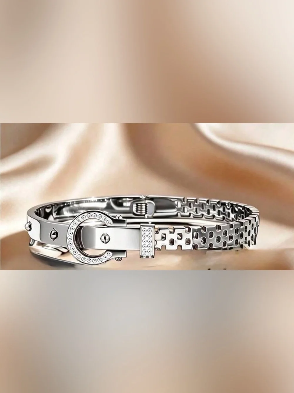 Western Bracelet Silver Buckle Crystal Accent Bracelet